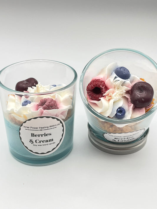 Berries & Cream scented candle