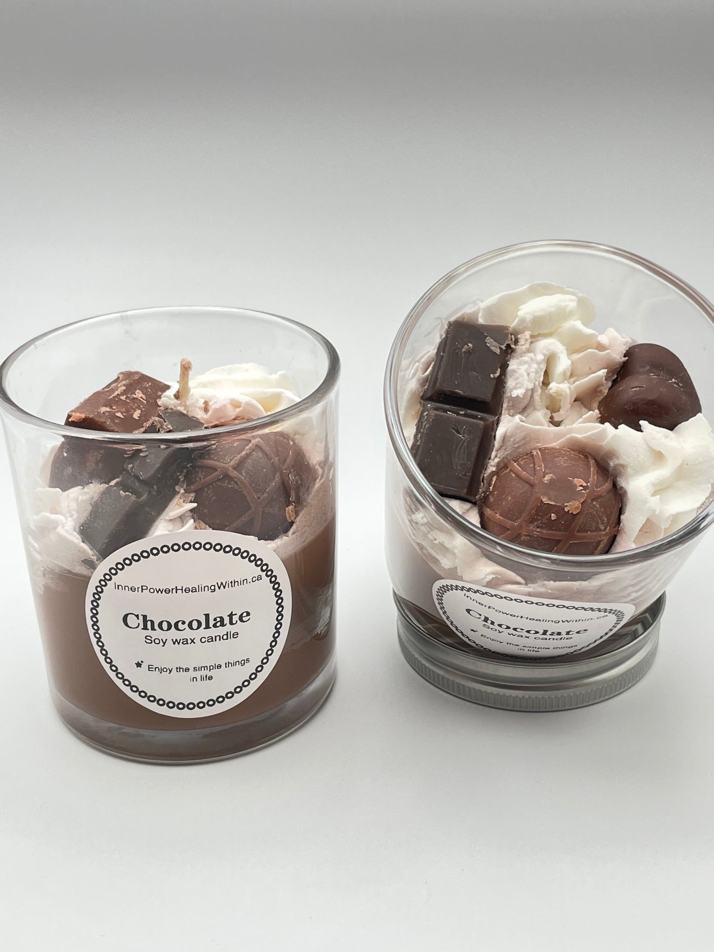 Chocolate scented candle